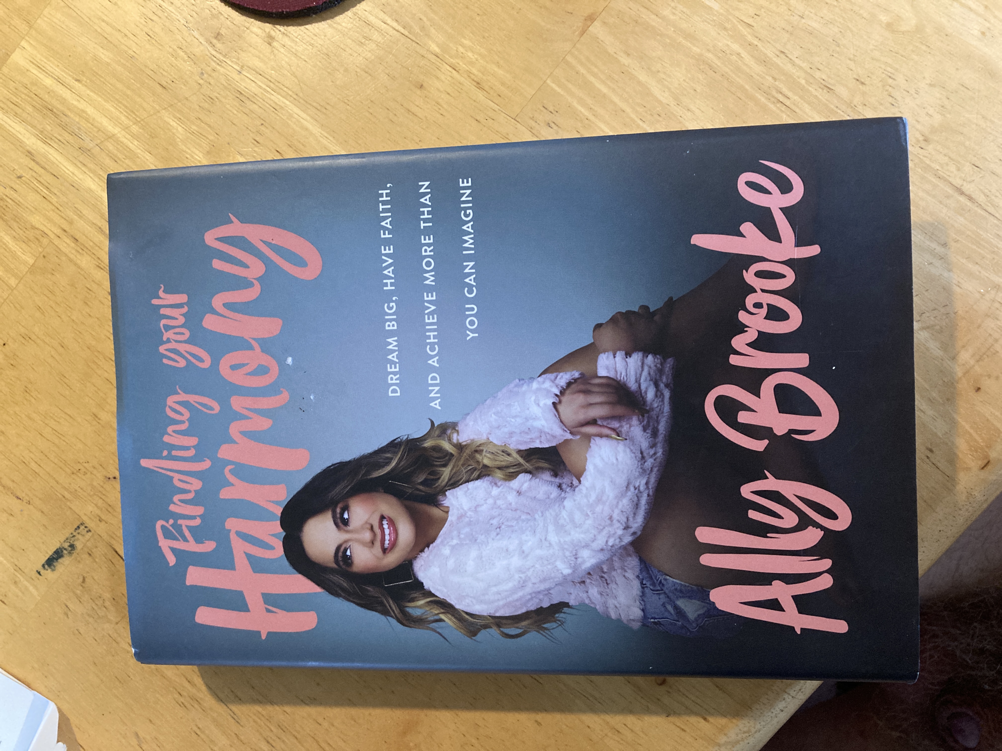 Sale image for 921c5045-1cbb-4127-83a1-5b46d34337dc-XXWpWvzyRmPCUIZqdVdAnFx62GN2