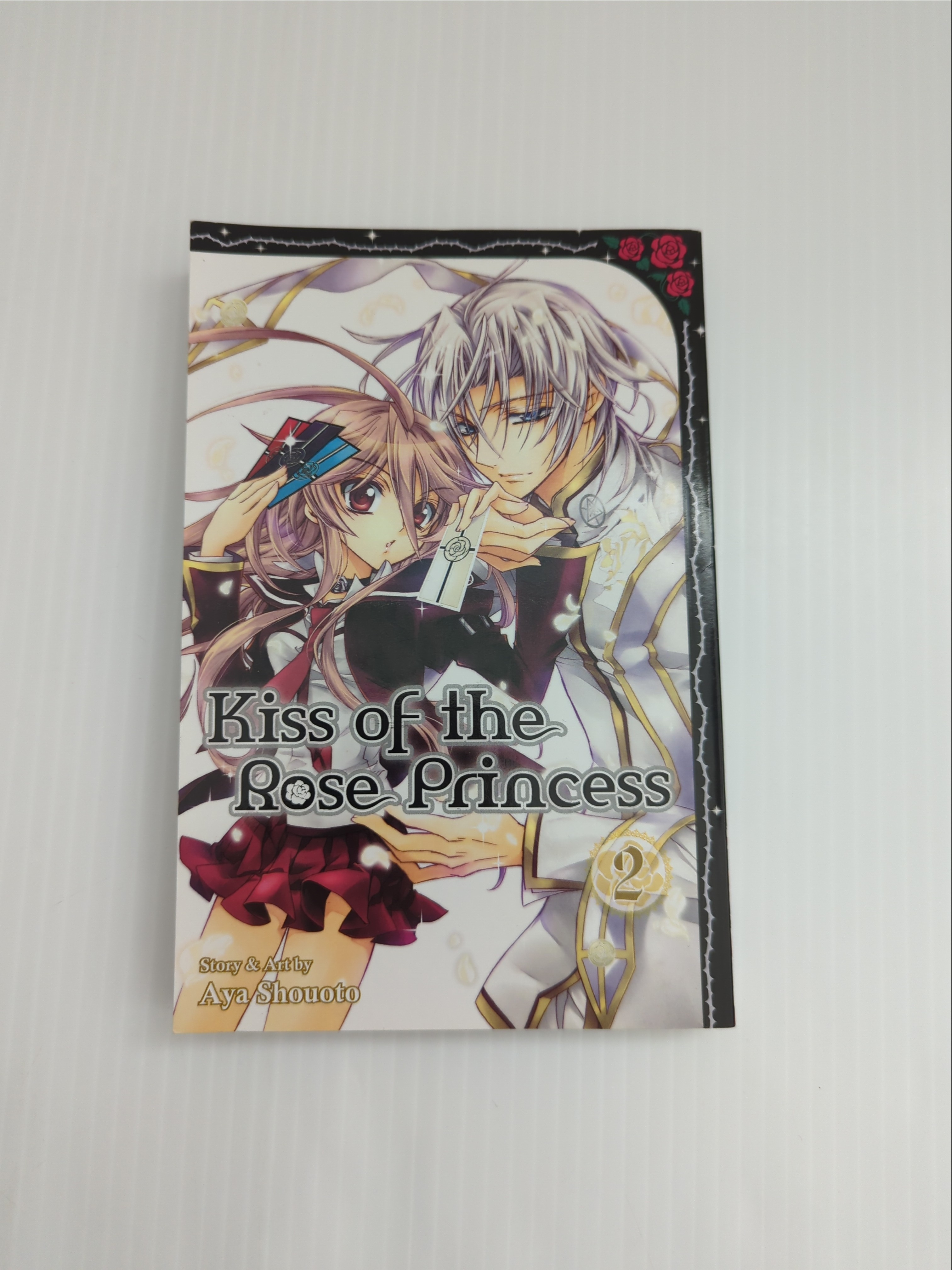 Kiss of the Rose Princess, Vol. 2