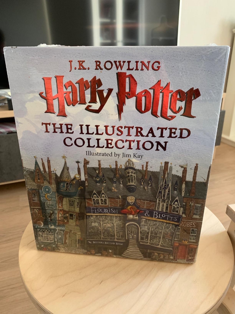 Harry Potter: the Illustrated Collection (Books 1-3 Boxed Set)