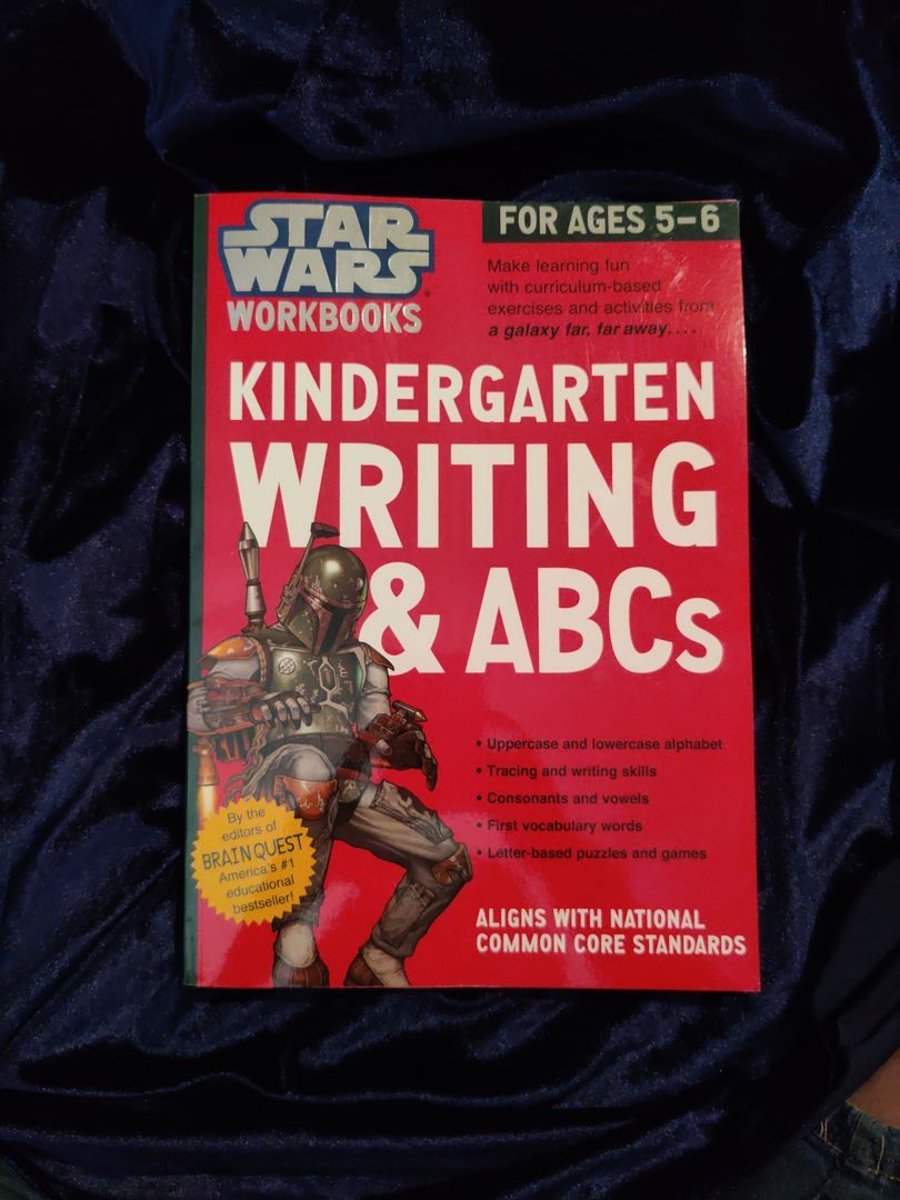 Star Wars Workbook: Kindergarten Writing and ABCs
