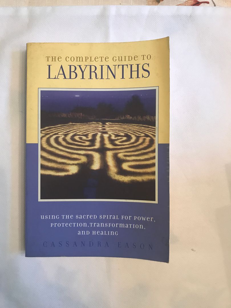 The Complete Guide to Labyrinths