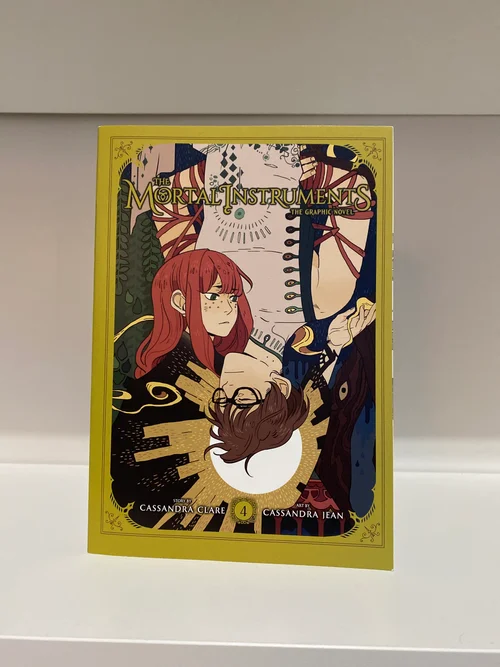 The Mortal Instruments: the Graphic Novel, Vol. 4