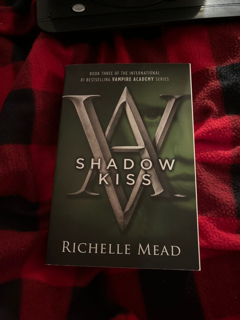 Shadow Kiss