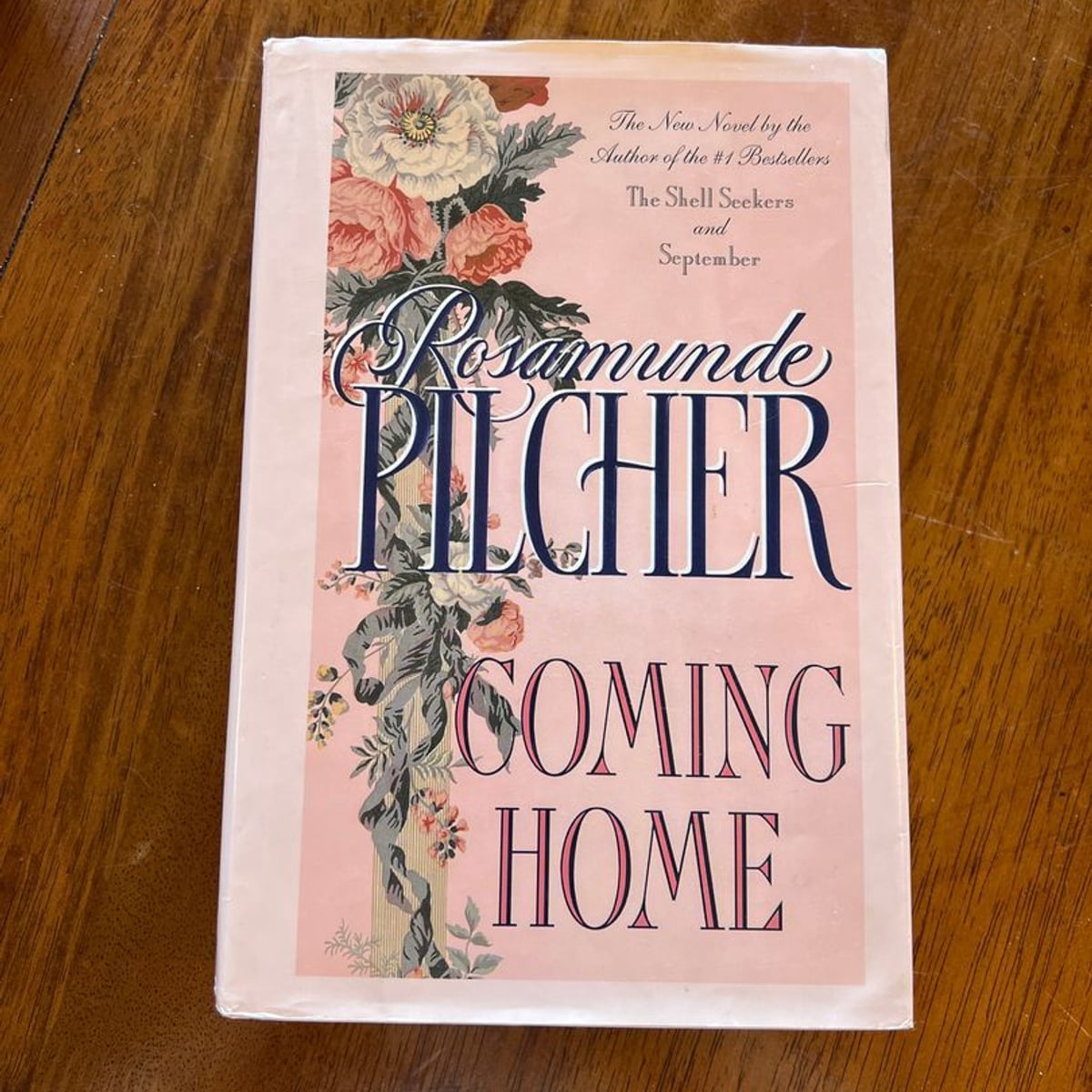 Coming Home by Rosamunde Pilcher, Hardcover | Pangobooks