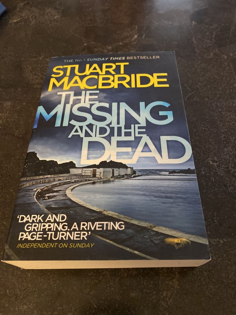 The Missing and the Dead (Logan Mcrae, Book 9)