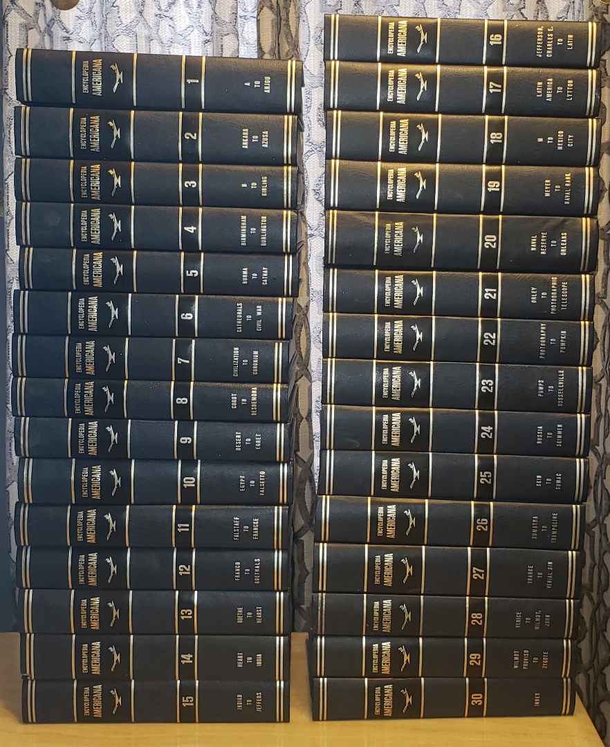 Encyclopedia Americana 1973 Hardcover 30 Volume Complete Set by