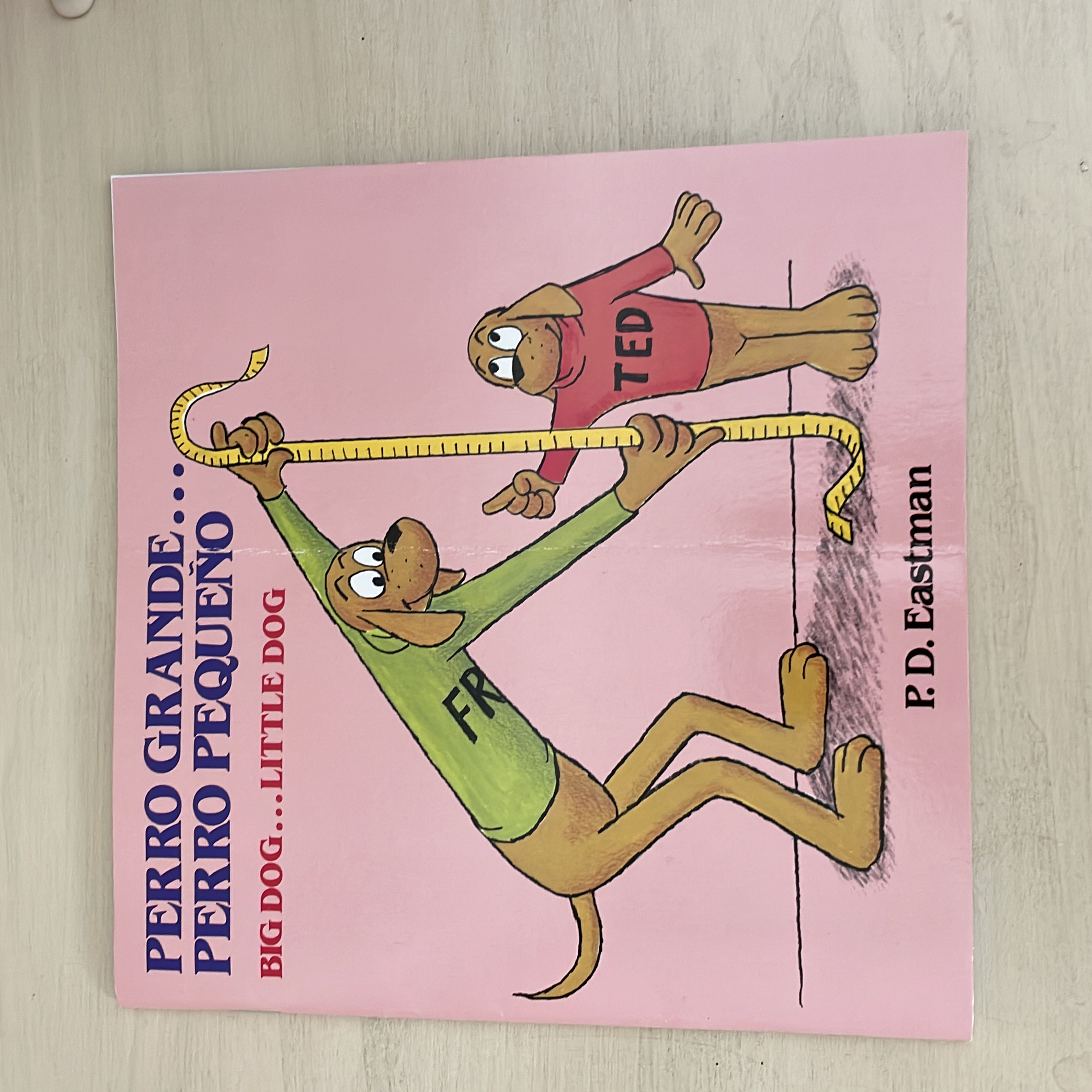 Perro Grande... Perro Pequeno