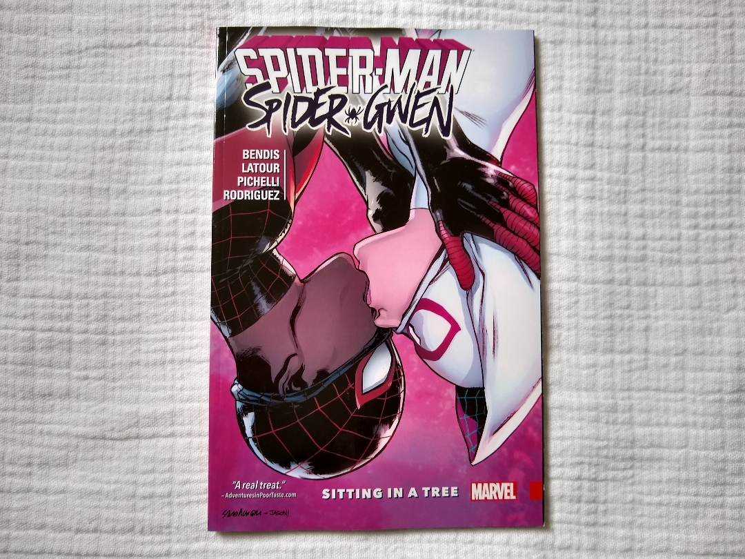 Spider-Man/Spider-Gwen: Sitting in a Tree