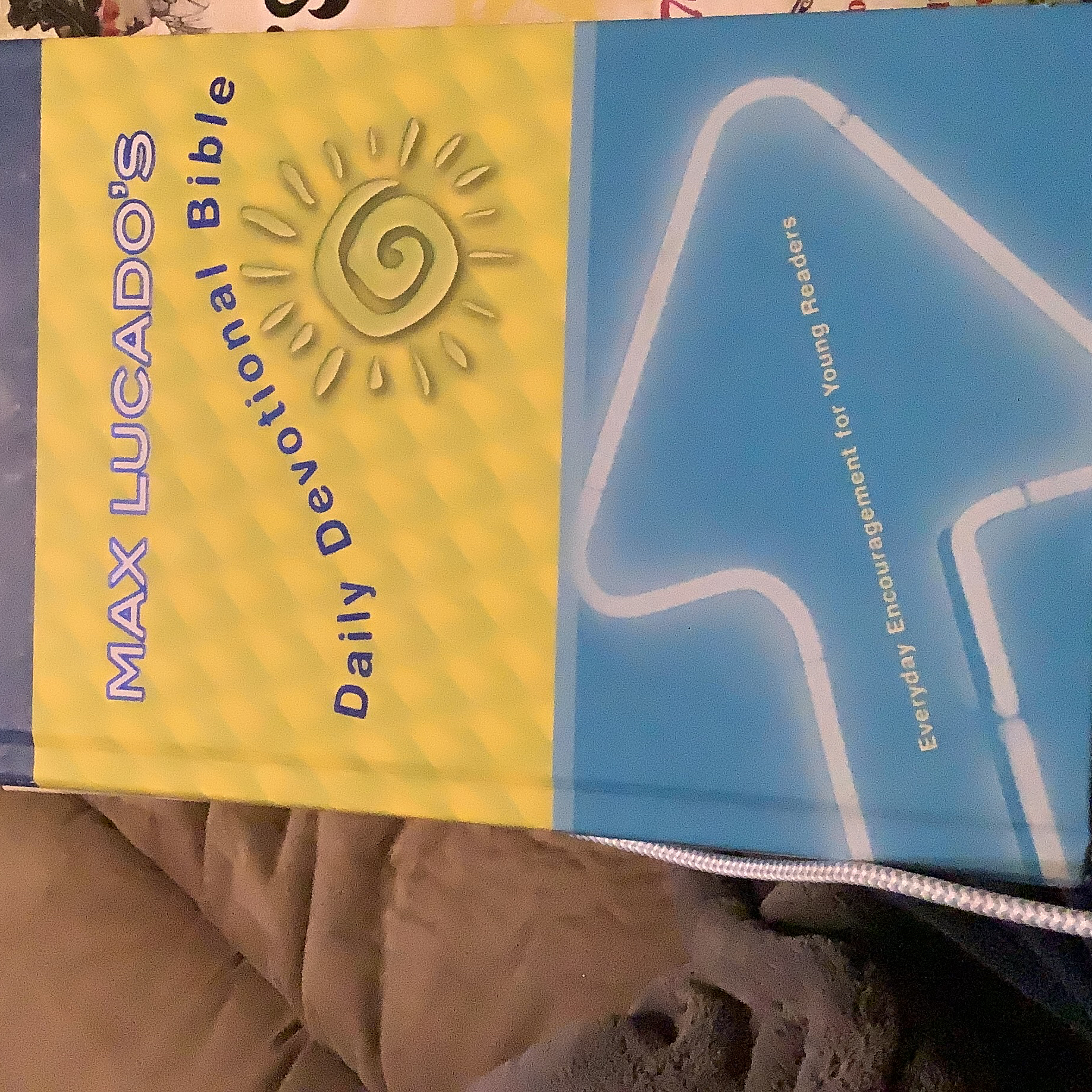 Children's Daily Devotional Bible