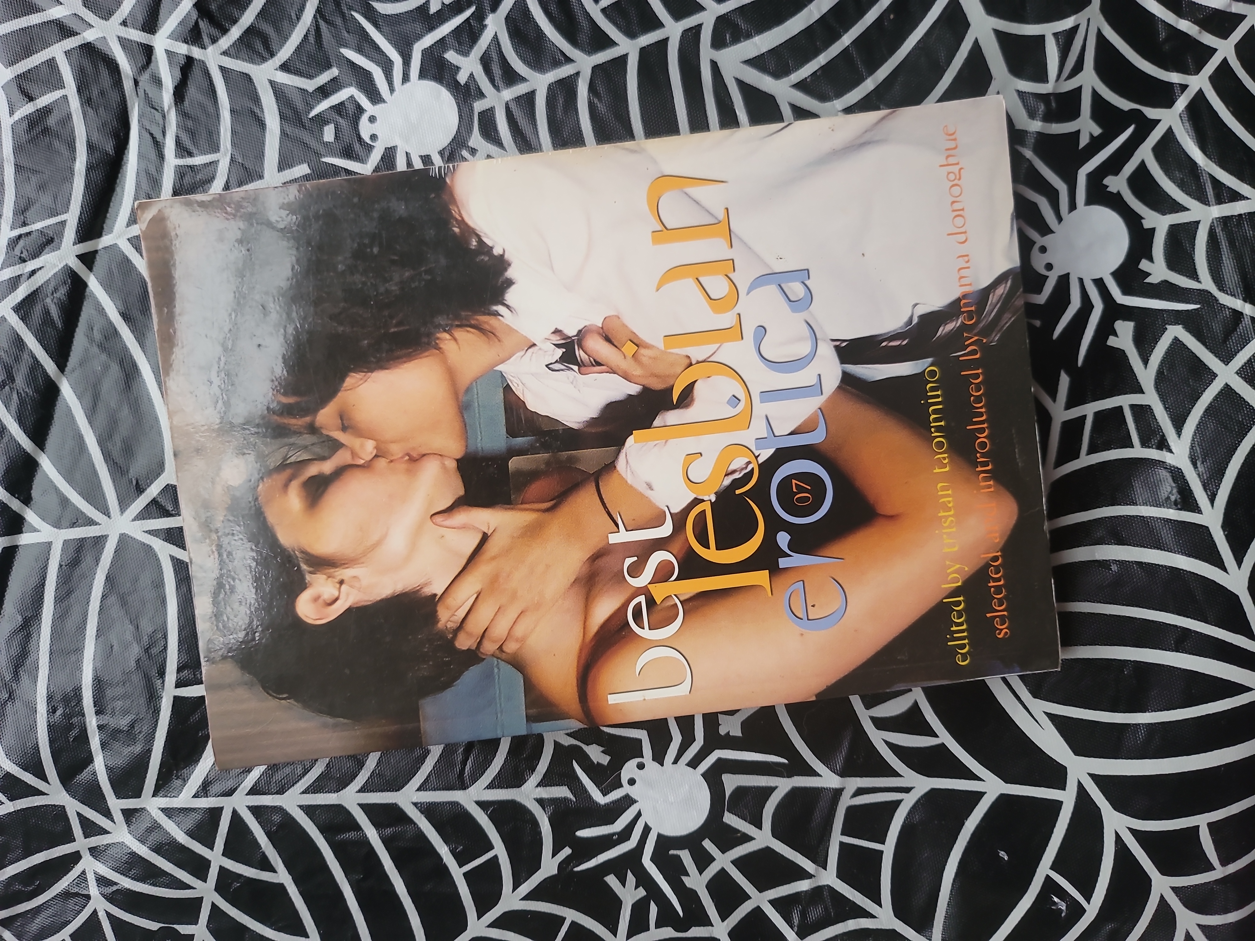 Best Lesbian Erotica 2007