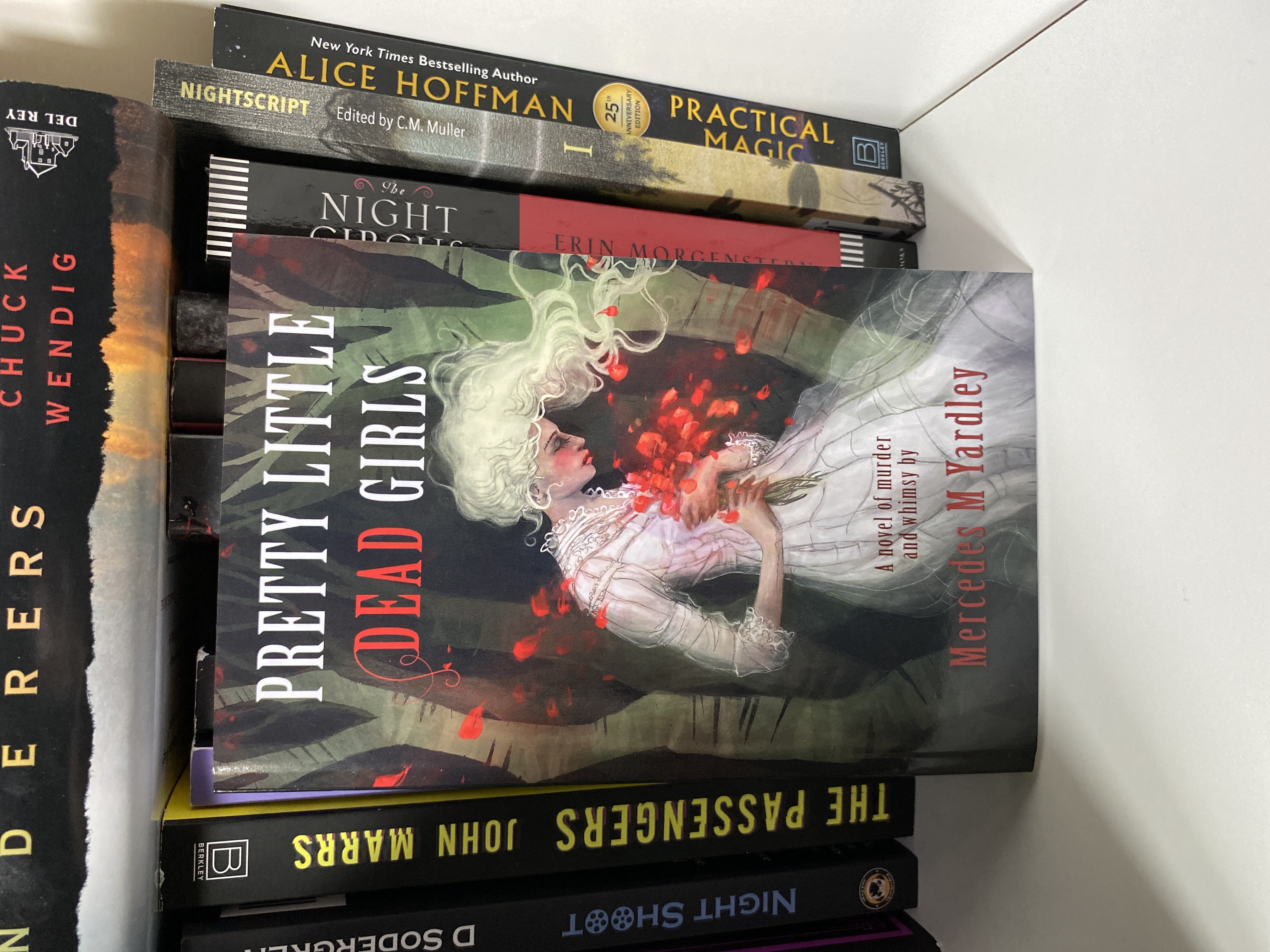 Pretty Little Dead Girls