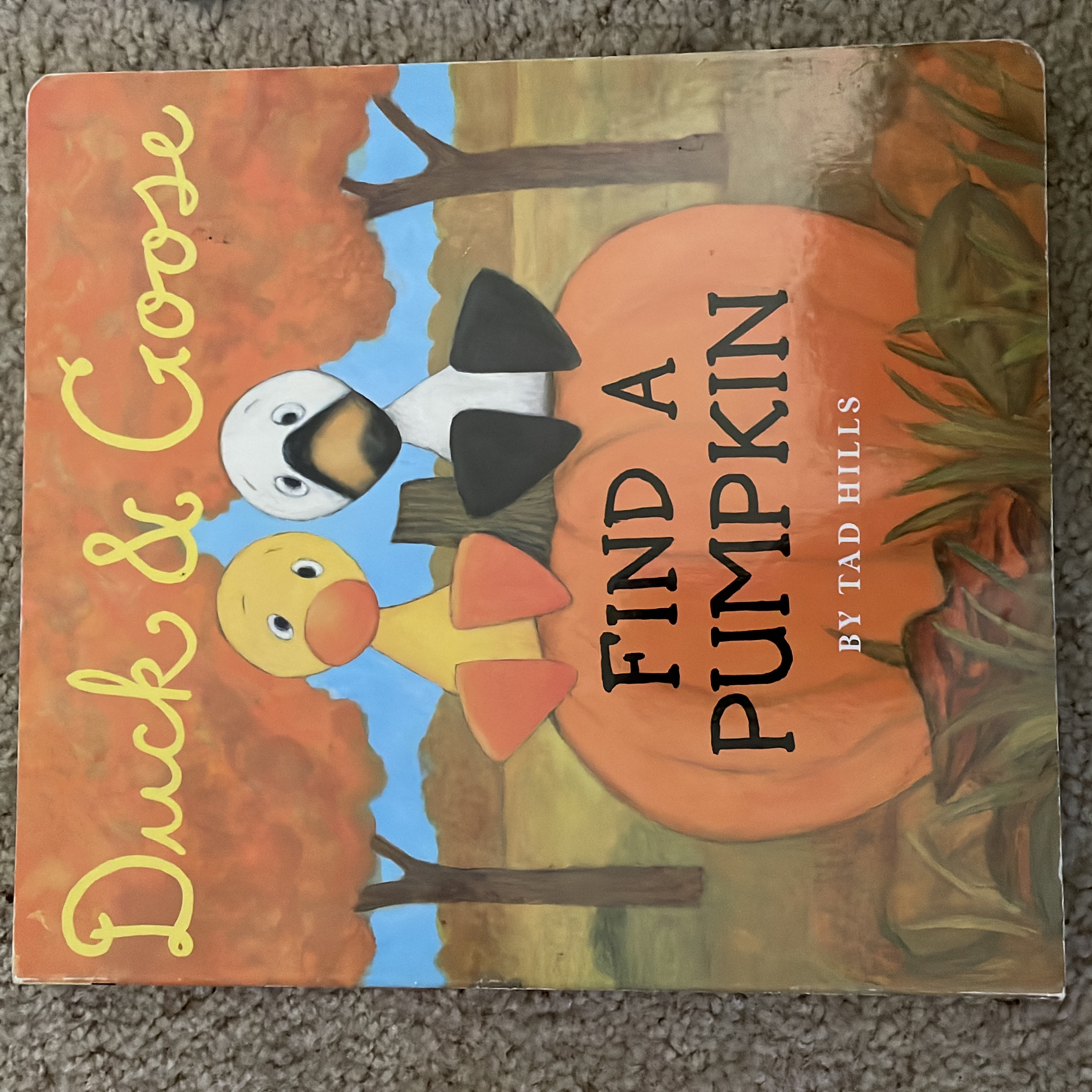 Duck and Goose, Find a Pumpkin (Oversized Board Book)