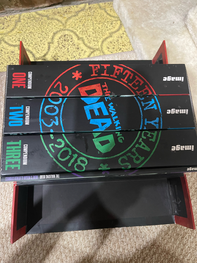 The Walking Dead Compendium 15th Anniversary Box Set