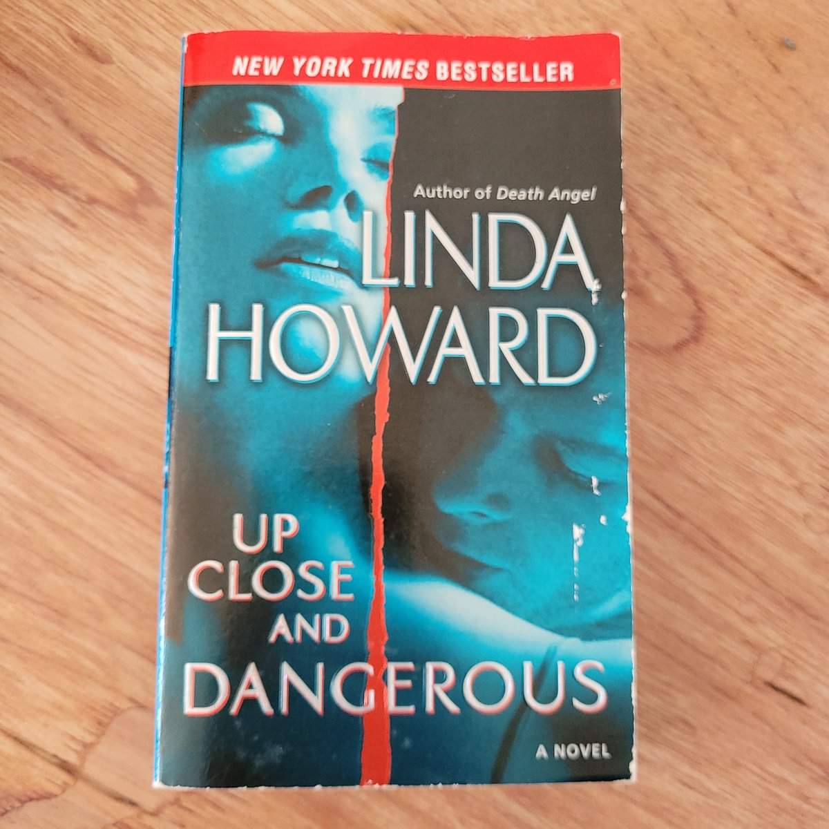 Up Close and Dangerous by Linda Howard