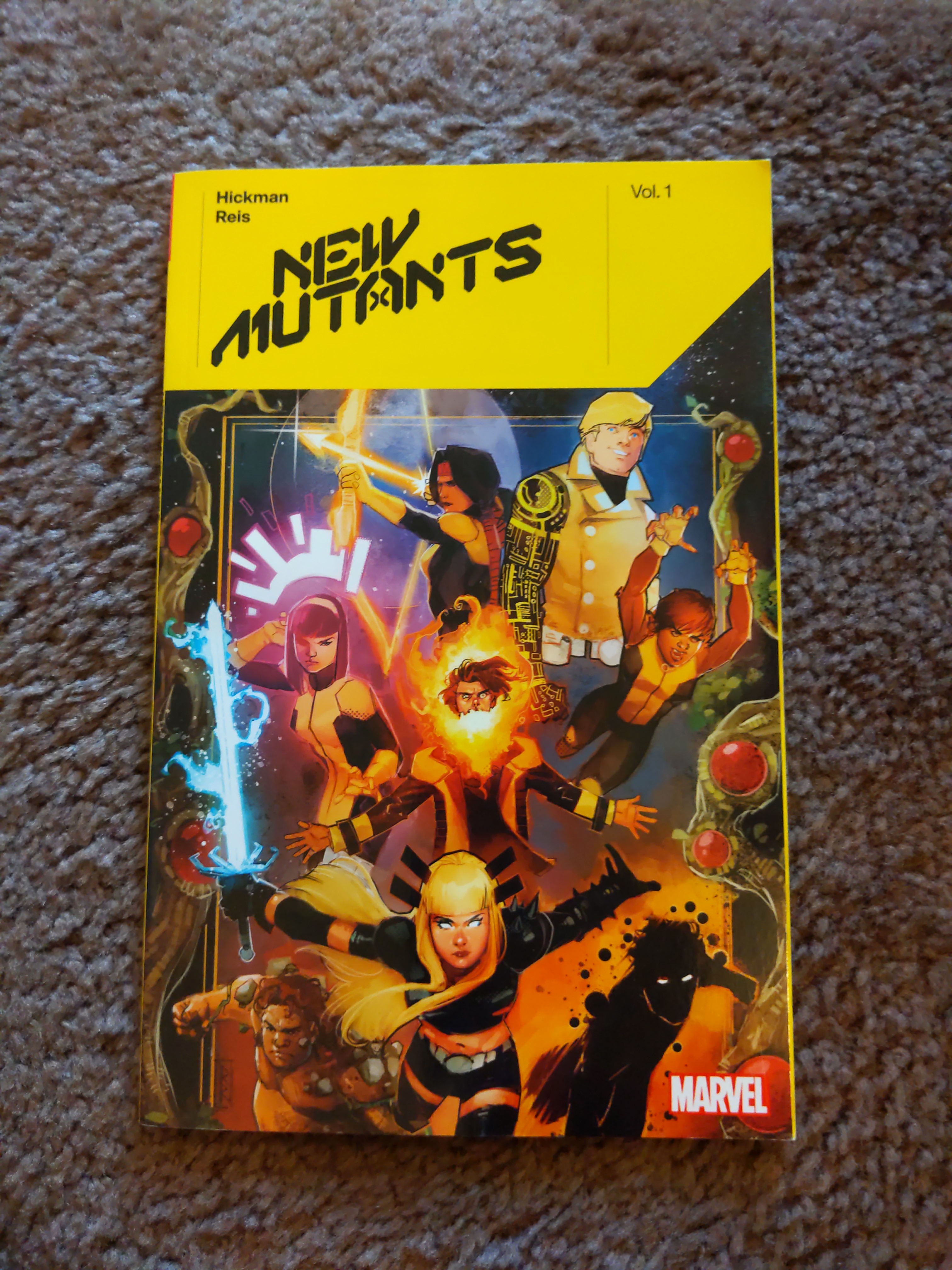 New Mutants by Jonathan Hickman Vol. 1