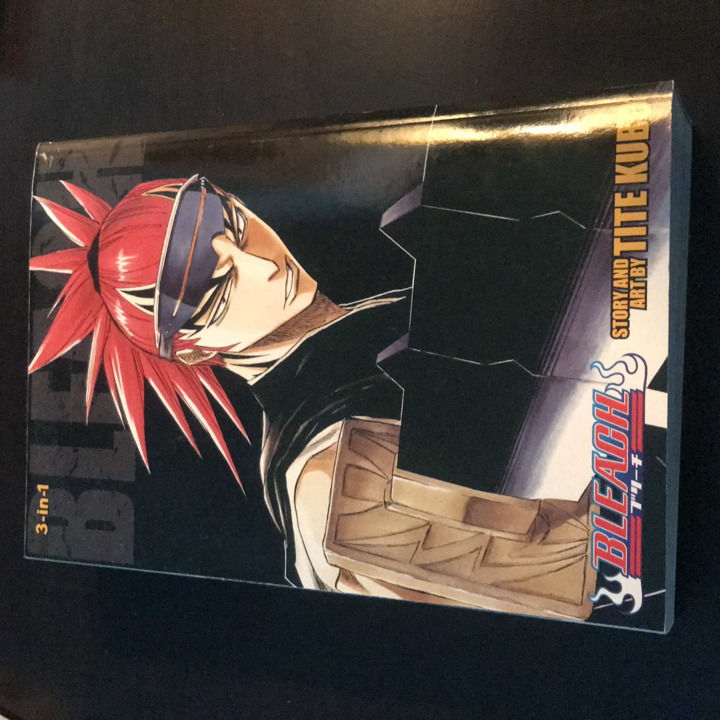 Bleach (3-In-1 Edition), Vol. 4