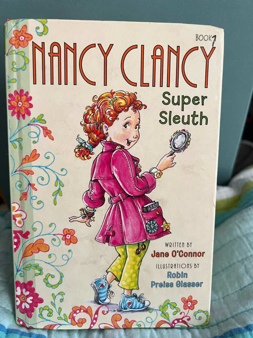 Fancy Nancy: Nancy Clancy, Super Sleuth
