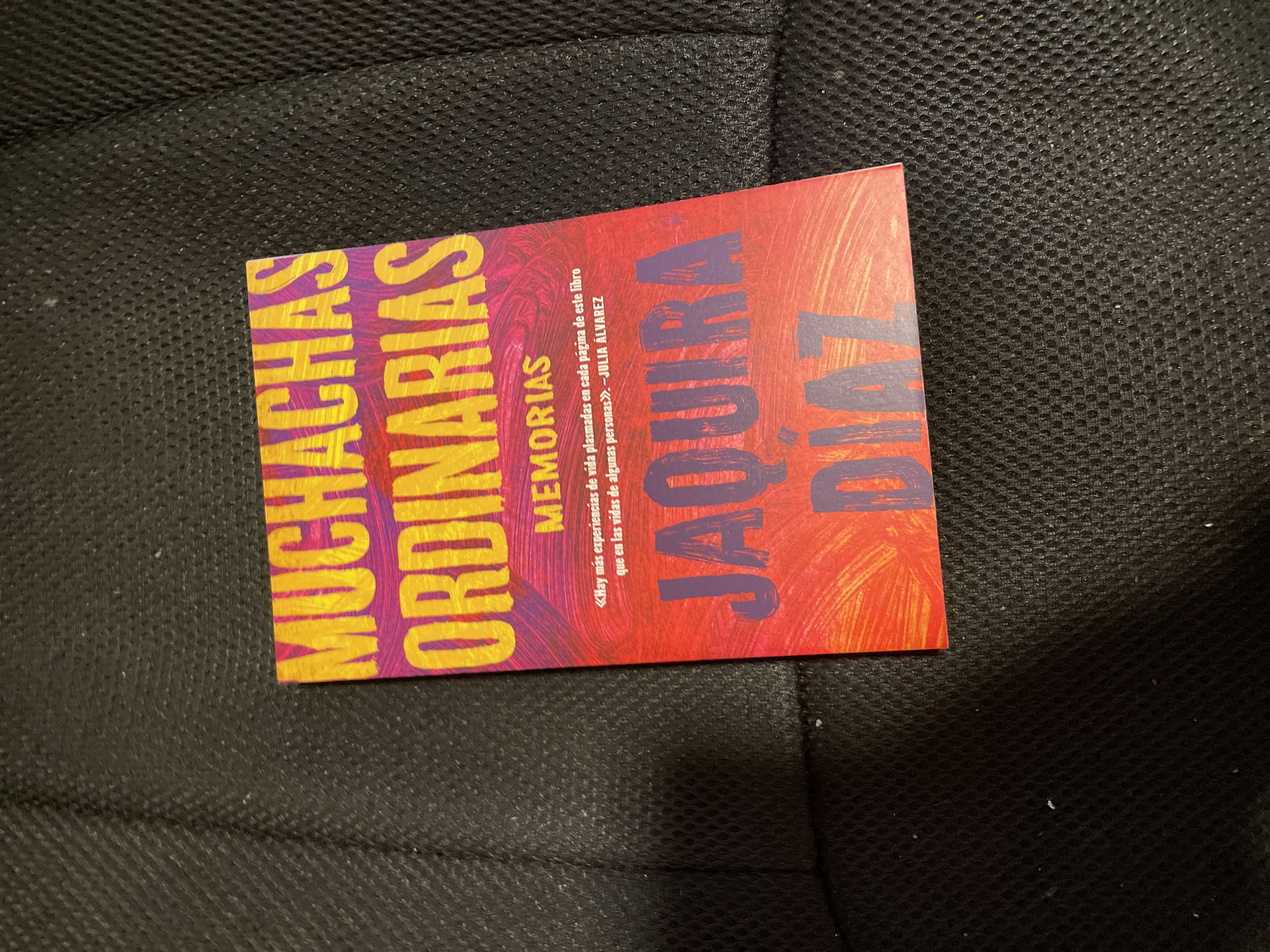 Ordinary Girls Muchachas Ordinarias (Spanish Edition)