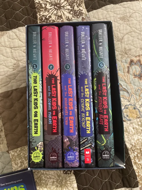 The Last Kids on Earth Mega-Monster Box