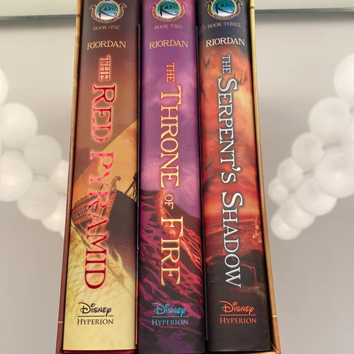 Kane Chronicles, the Paperback Box Set (the Kane Chronicles Box Set with Graphic Novel Sampler)
