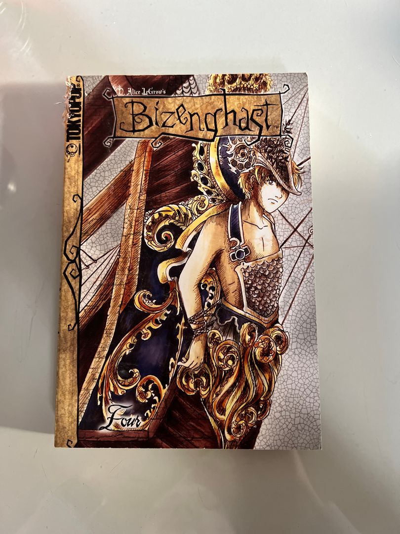 Bizenghast Manga Volume 4