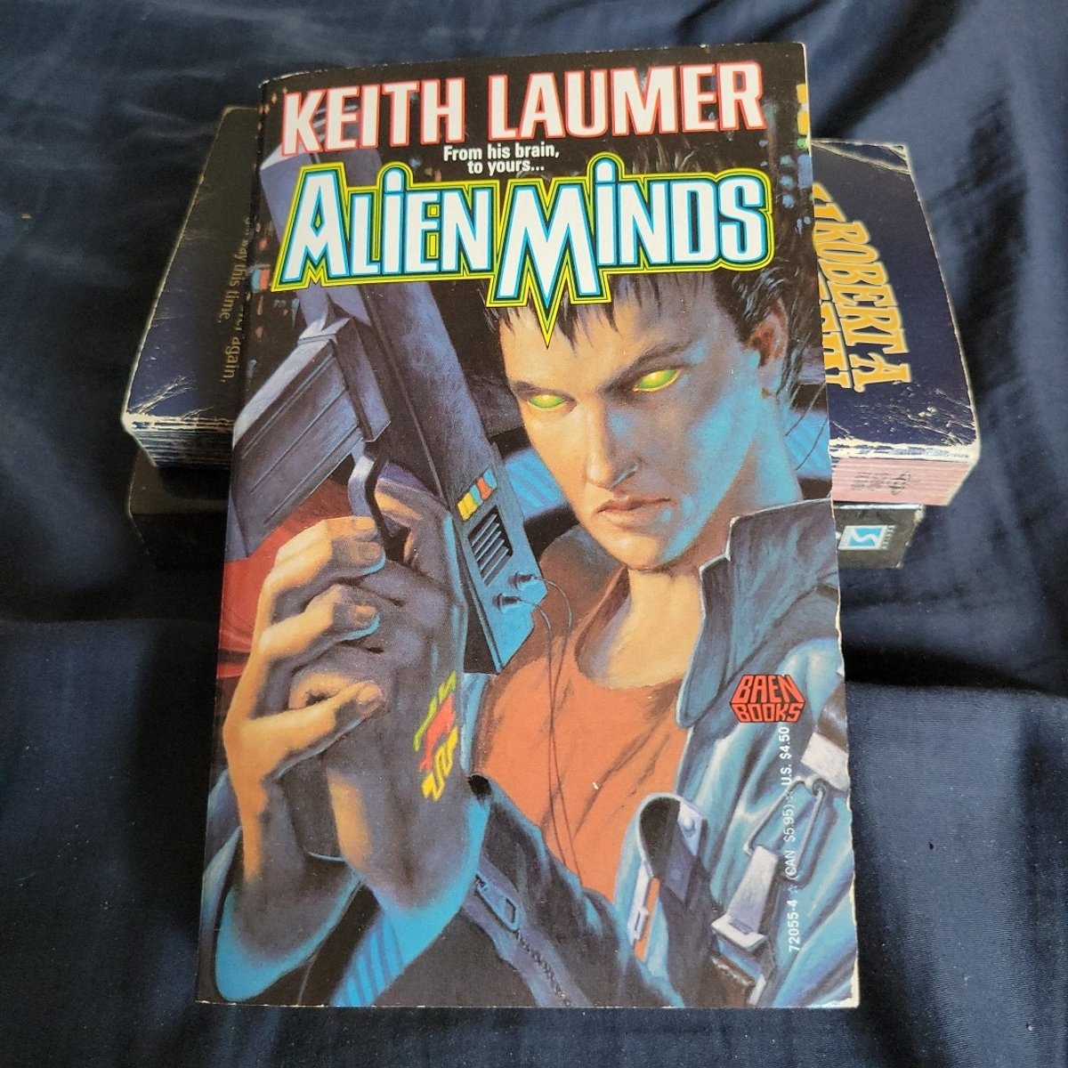 Alien Minds by Keith Laumer