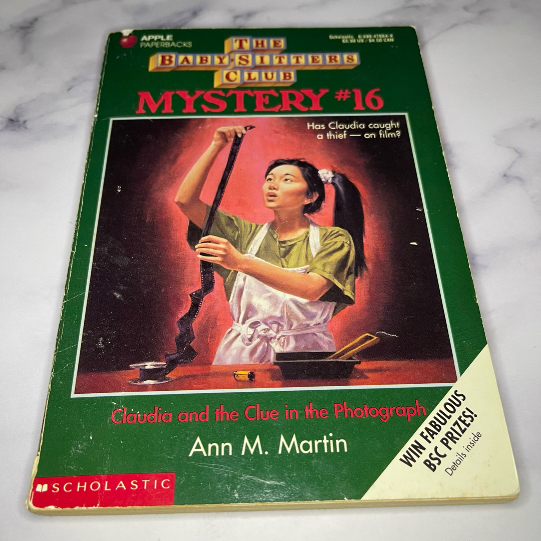 Claudia and the Clue in the Photograph