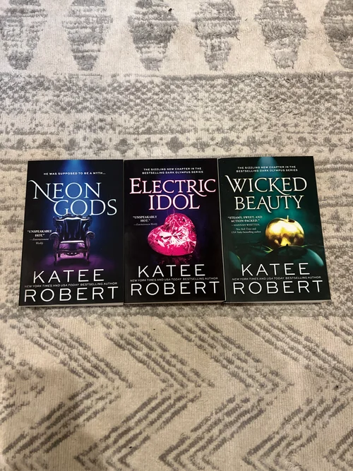 The Heroes of Olympus, Book Three: the Mark of Athena: the Graphic Novel