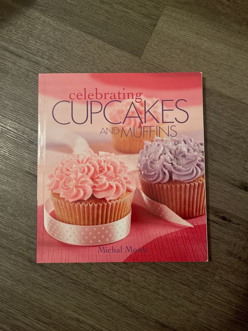 Celebrating Cupcakes and Muffins