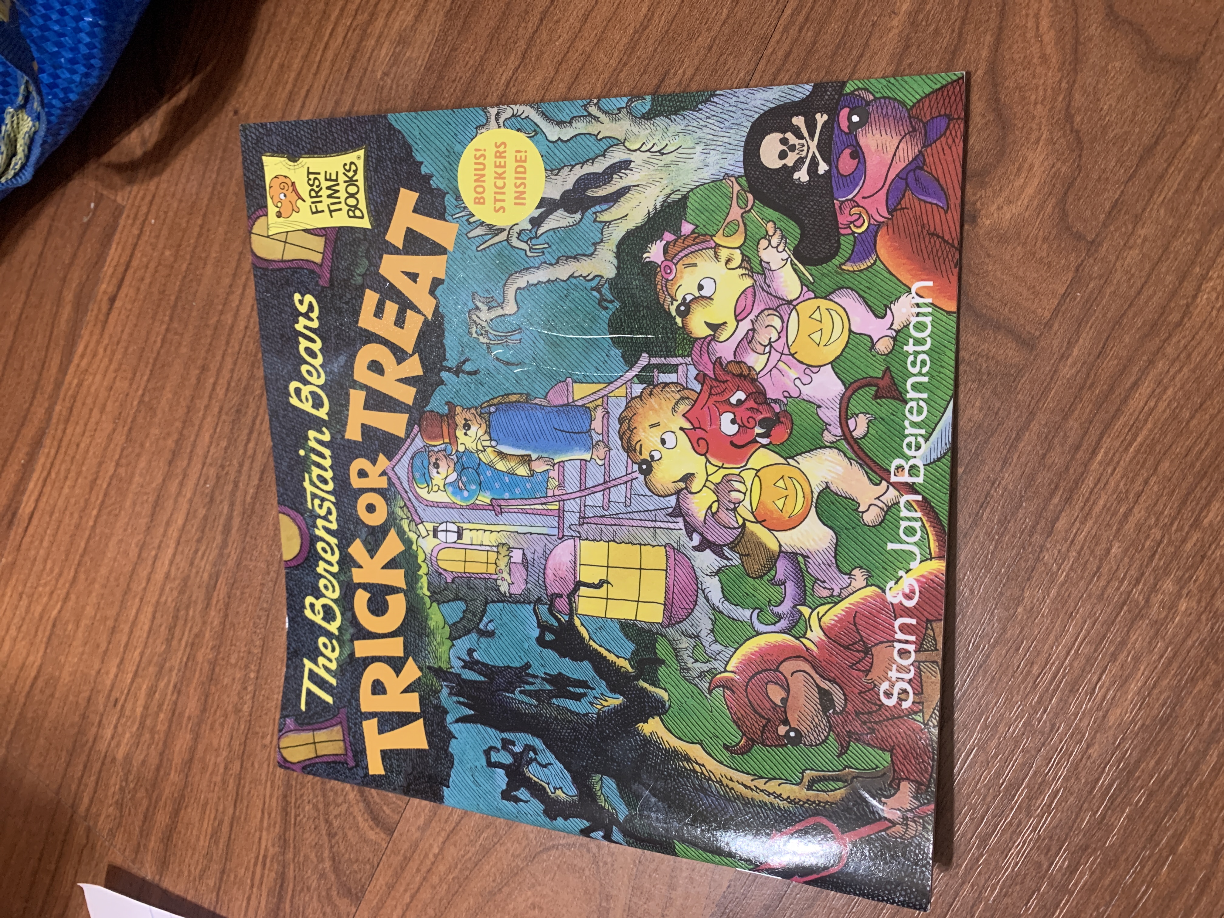 The Berenstain Bears Trick or Treat