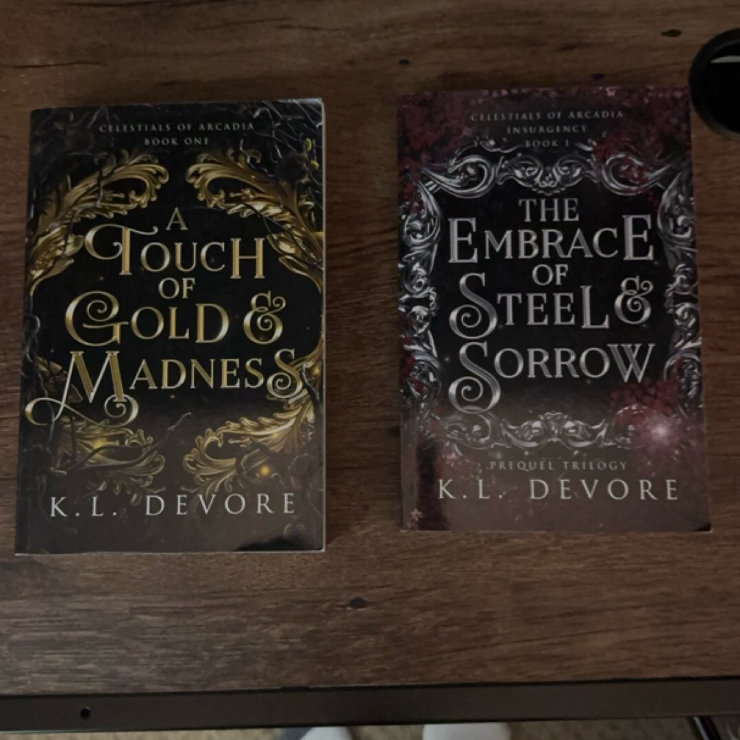 A touch of gold and madness