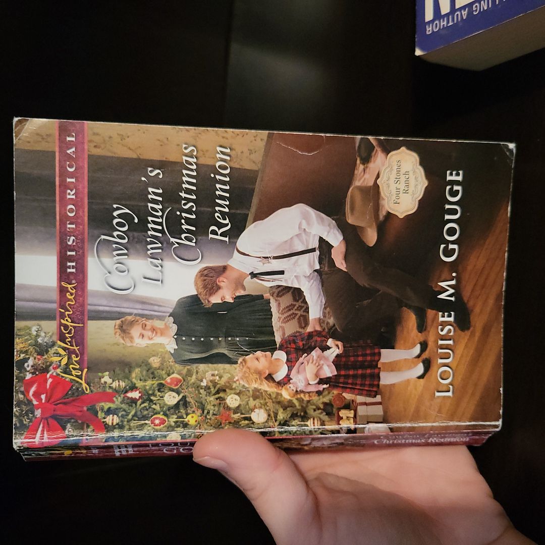 Cowboy Lawman's Christmas Reunion