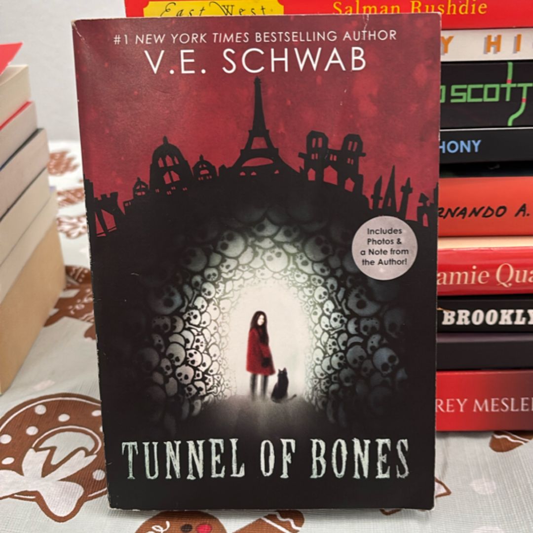 Tunnel of Bones (City of Ghosts #2)