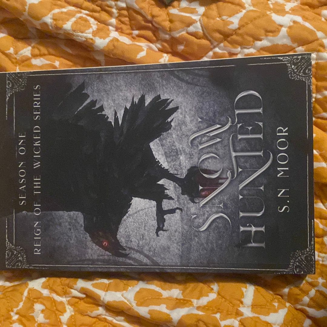Snow Hunted (Reign of the Wicked Series)