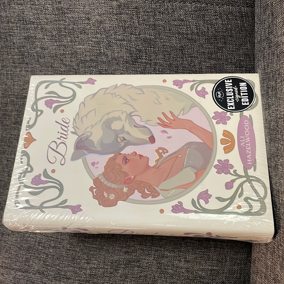 Owlcrate: Ali Hazelwood, Bride