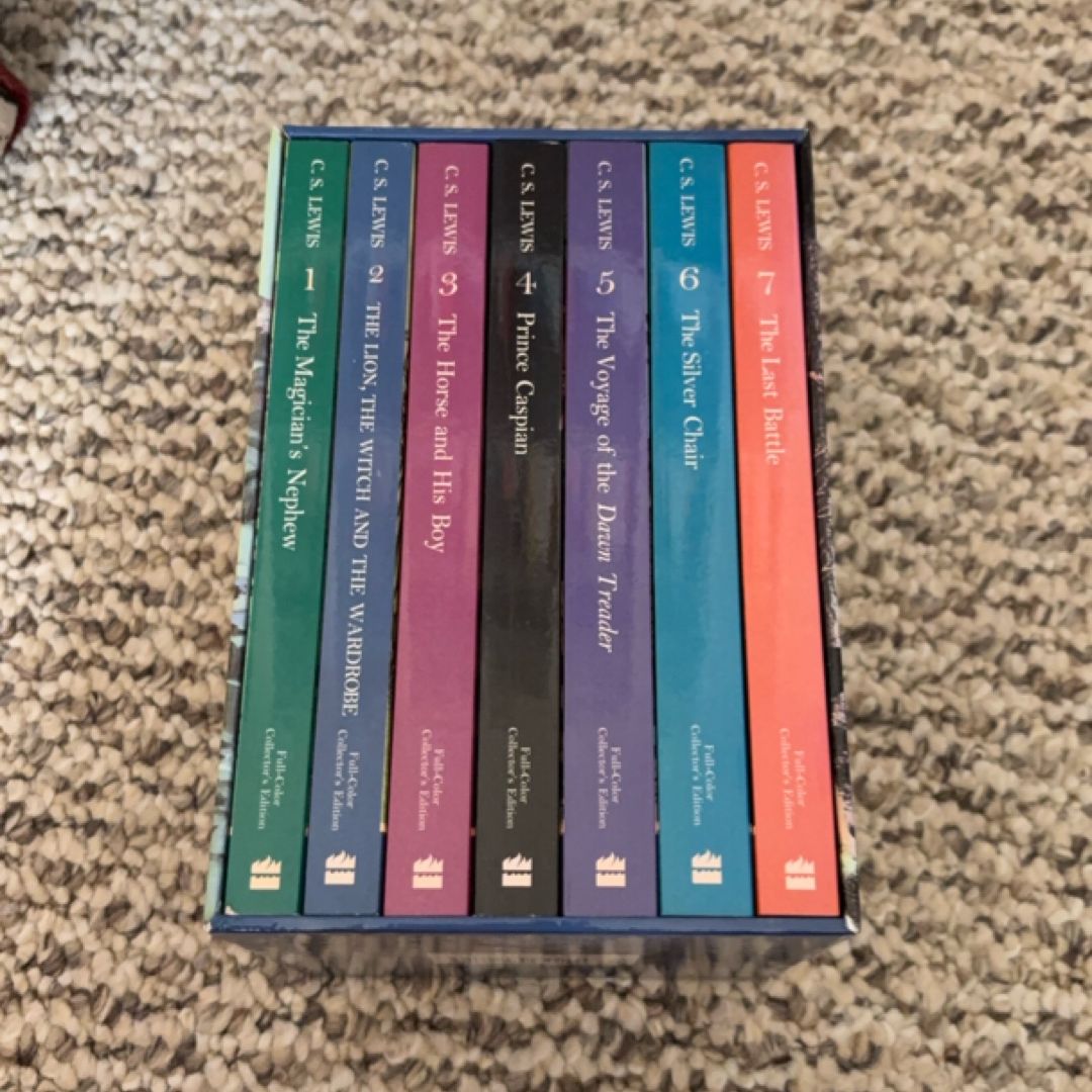 The Chronicles of Narnia Full-Color Paperback 7-Book Box Set