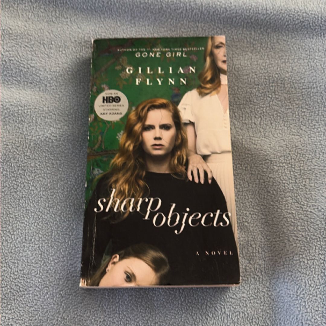Sharp Objects (Movie Tie-In)