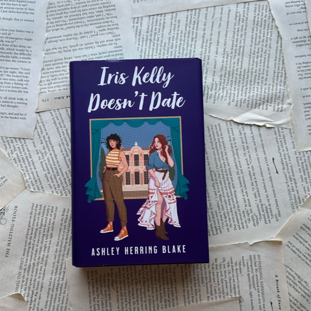 Iris Kelly Doesn't Date (Illumicrate)