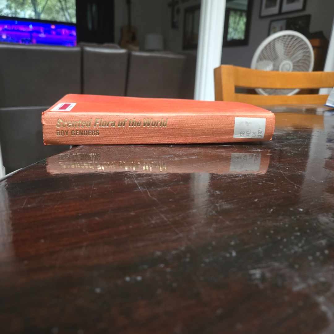 Scented Flora of the World