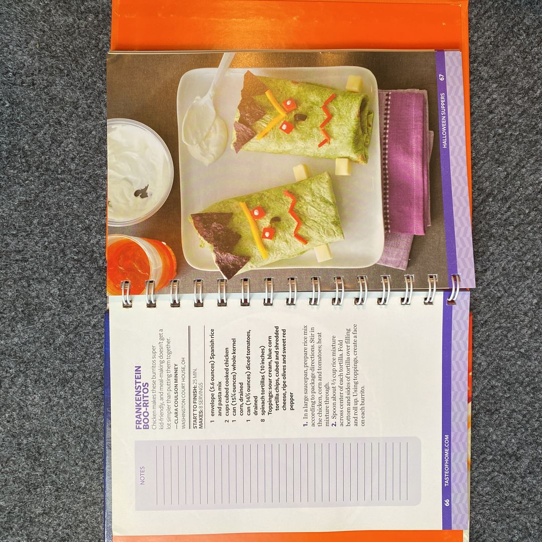 Taste of Home Halloween Mini Binder