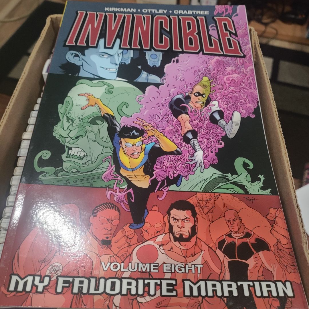 Invincible Volume 8: My Favorite Martian