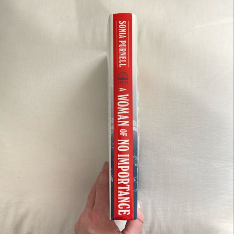 A Woman of No Importance