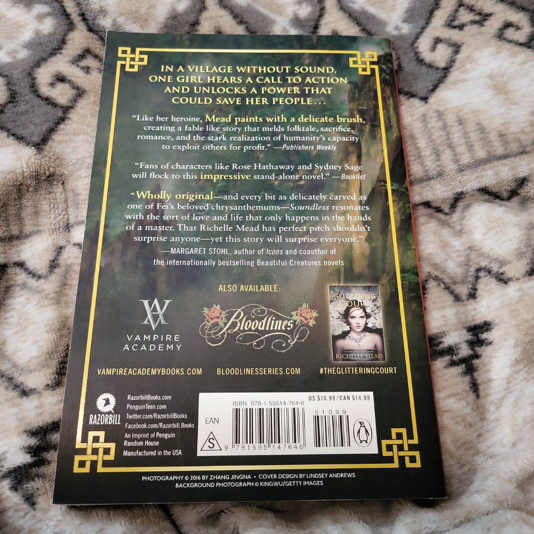 Soundless by Richelle Mead