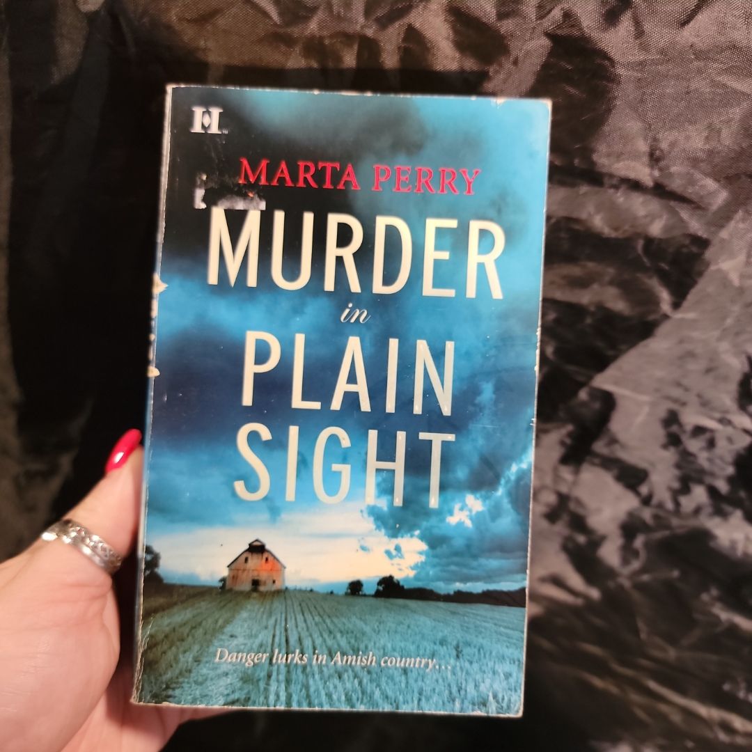 Murder in Plain Sight