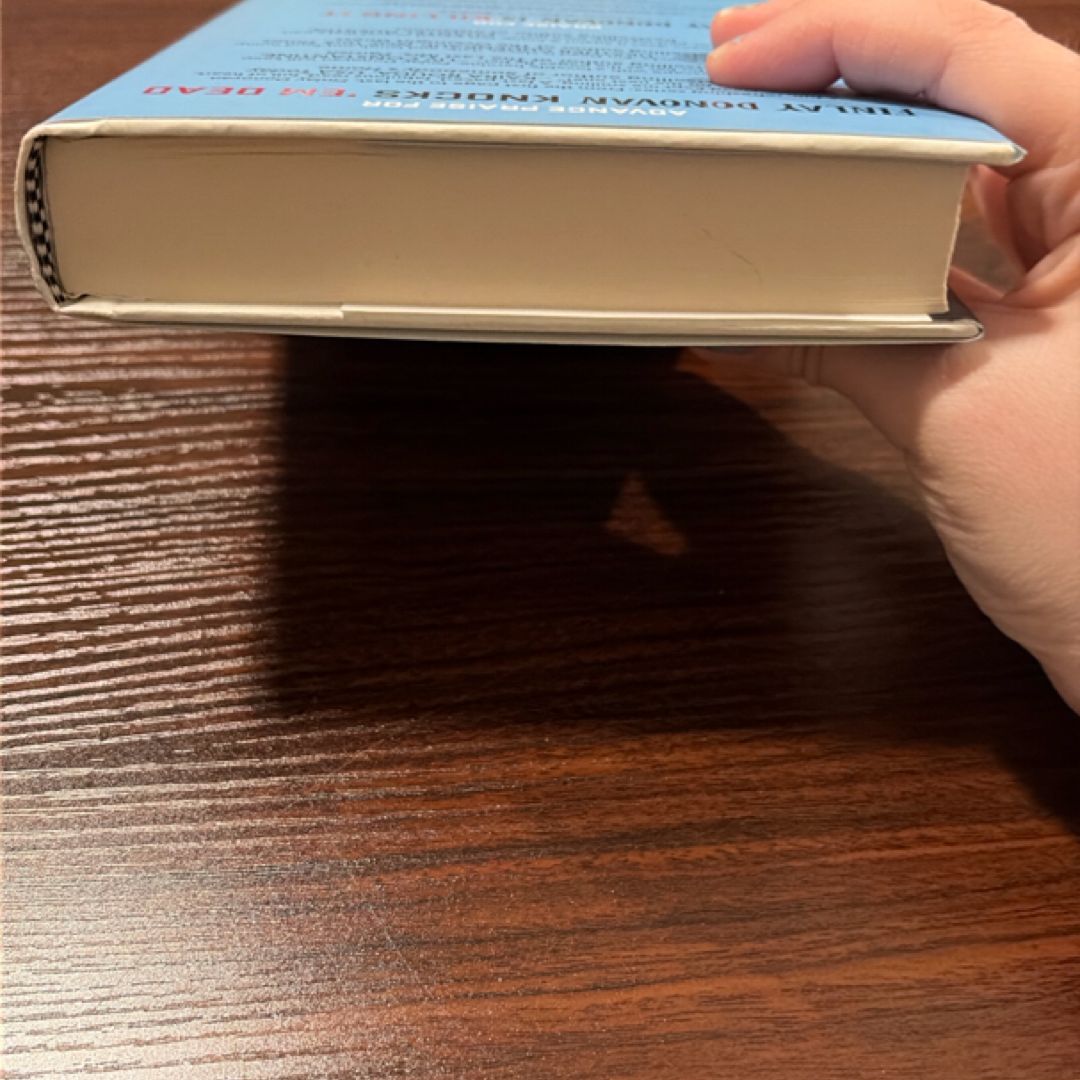 Finlay Donovan Knocks 'Em Dead