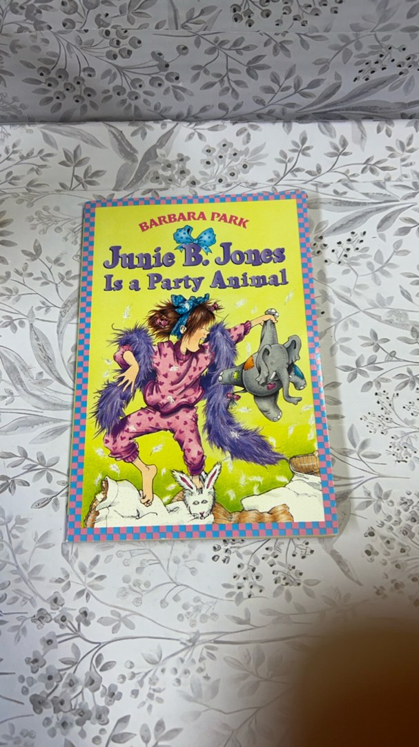 Junie B. Jones #10: Junie B. Jones Is a Party Animal
