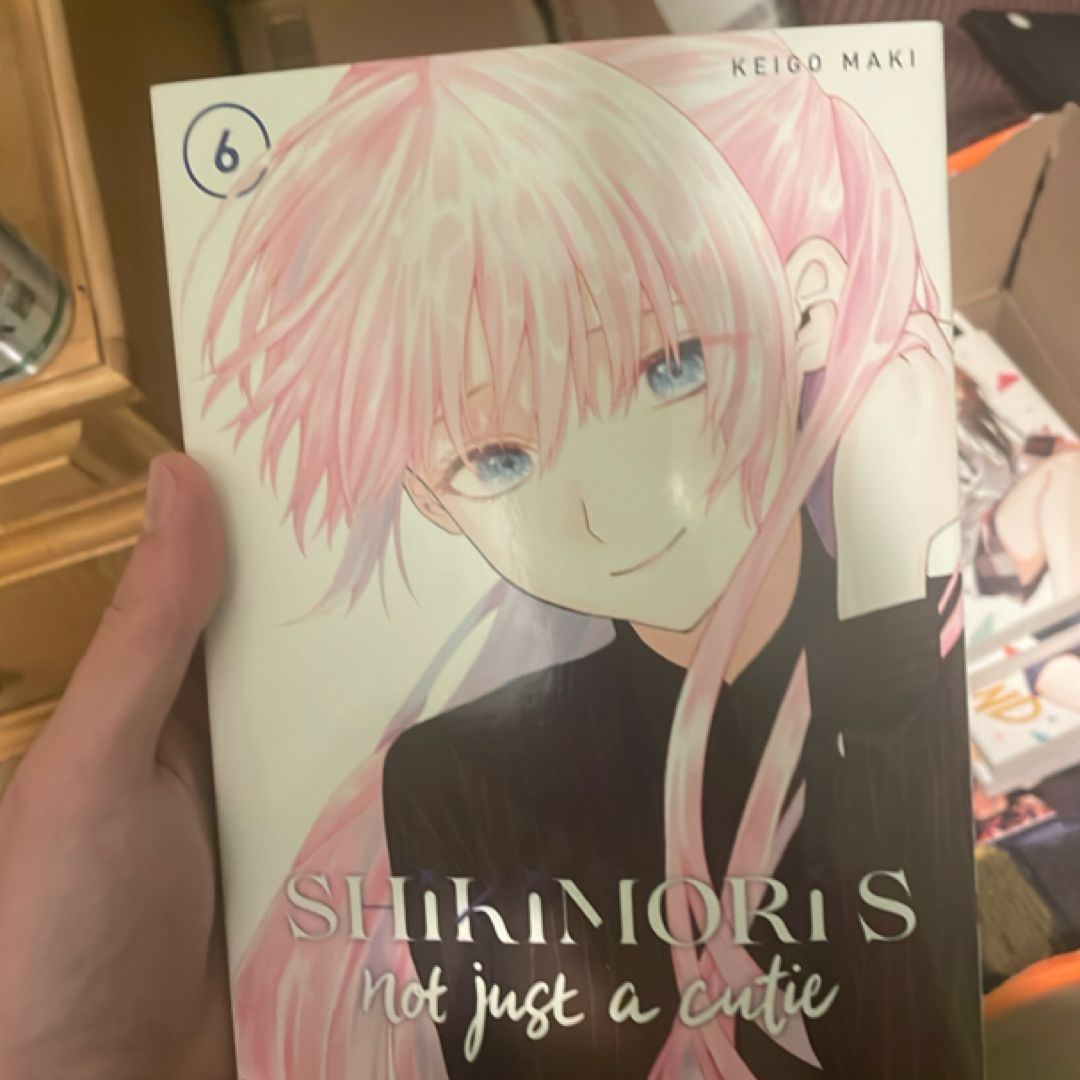 Shikimori's Not Just a Cutie 6