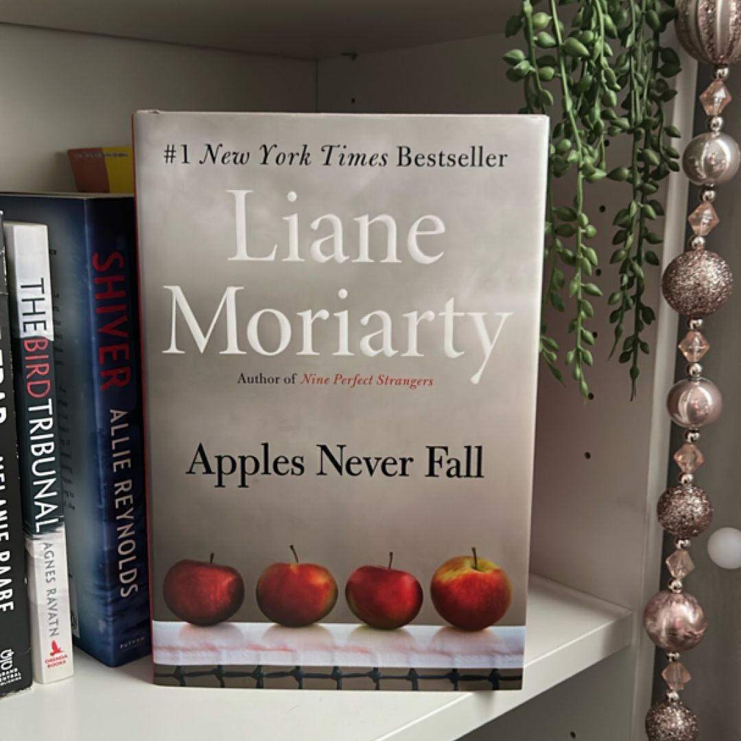 Apples Never Fall