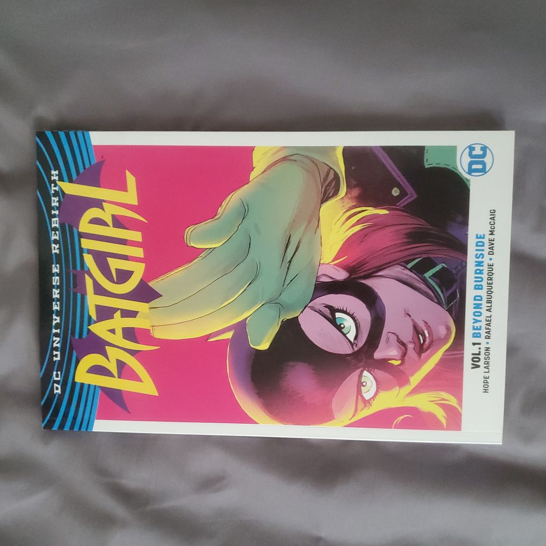 Batgirl Vol. 1: Beyond Burnside (Rebirth)
