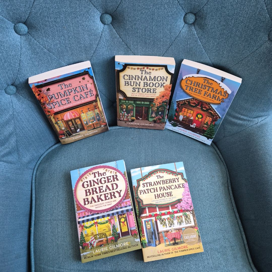 The Pumpkin Spice Café (Dream Harbor, Book 1)